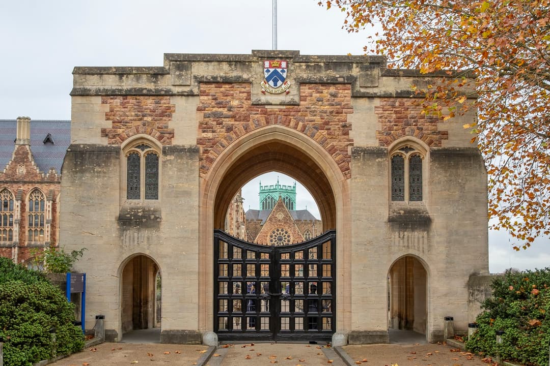 This weekend was significant in the life of the College. Like many people across the country, we gathered in Chapel on Saturday and Sunday with parents and guests to remember with gratitude and thanksgiving those who have given their lives in the service of others.