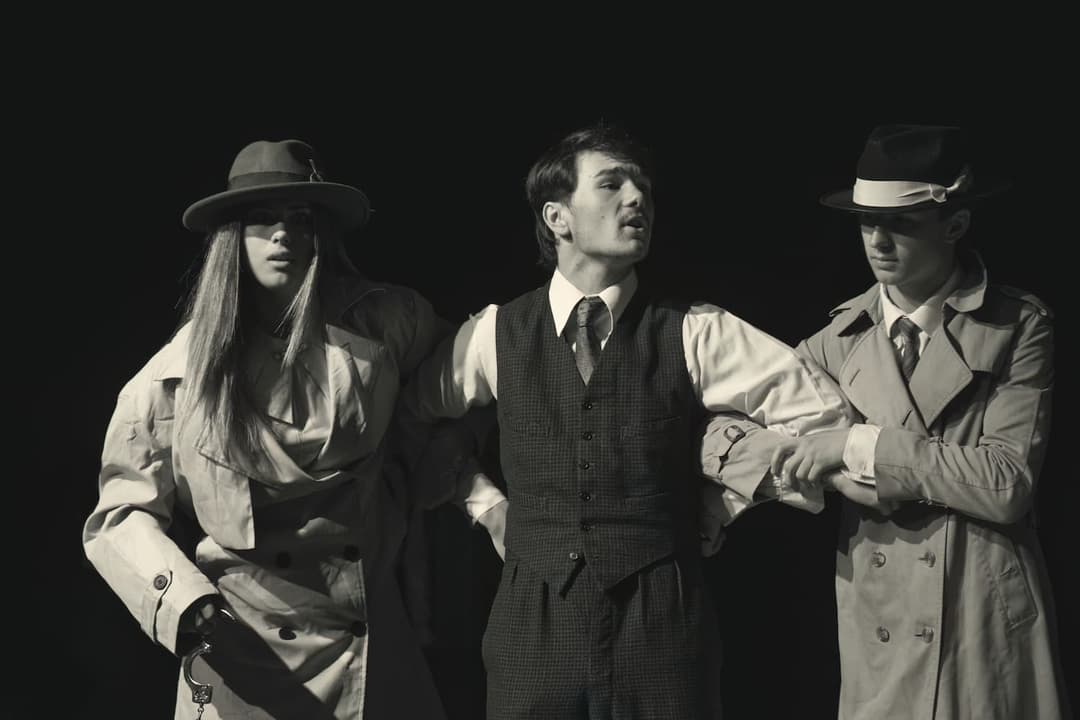 From 8-15 August, Clifton College took the Edinburgh Festival Fringe by storm, bringing a fast-paced, inventive production of The 39 Steps (Abridged) to theSpace Triplex.