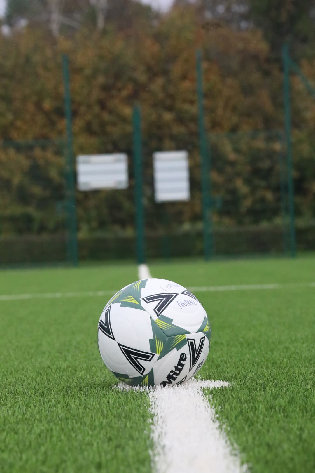 We are pleased to announce that the new 3G Pitch at the Sports Ground is now fully refurbished and open for use. The previous surface, originally installed in 2008, served us well beyond its projected lifespan of 10 years, a testament to its quality and the care taken in its maintenance.