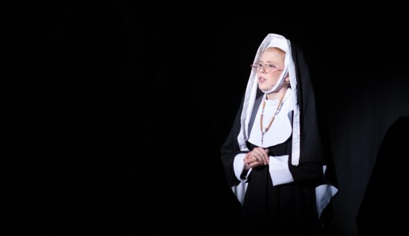 CC Sister Act 018