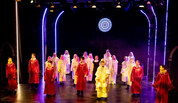 CC Sister Act 140